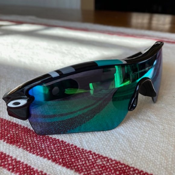 Oakley Radarlock Path 30th Anniversary Sunglasses - Picture 1 of 7